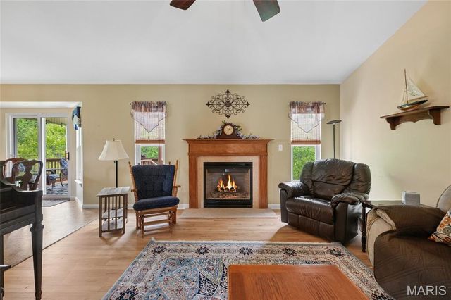 830 Hawks Circle Drive, Hillsboro, MO 63050