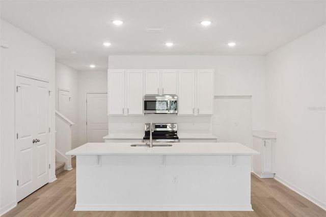 630 CEDAR ELM COURT, Eustis, FL 32726