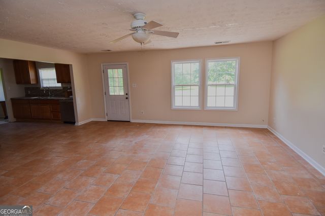 892 Thurston School Road, Thomaston, GA 30286