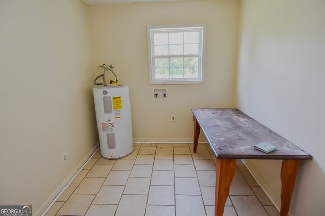 892 Thurston School Road, Thomaston, GA 30286
