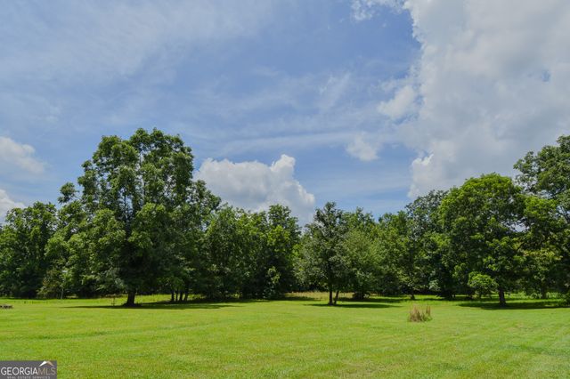 892 Thurston School Road, Thomaston, GA 30286