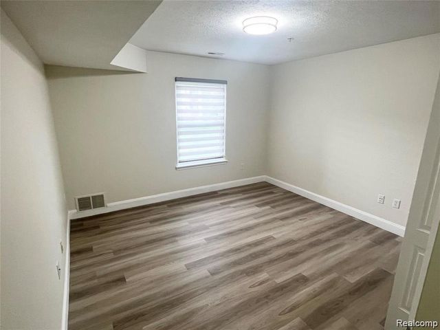 1291 Millbrook Trail, Ann Arbor, MI 48108