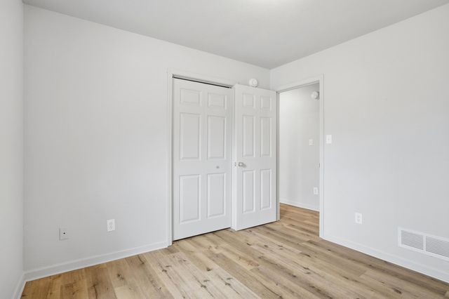 2601 THORNBERRY DR, Columbia, MO 65202