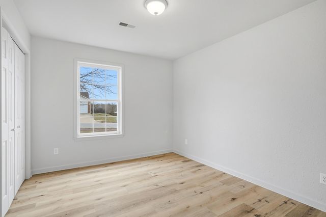 2601 THORNBERRY DR, Columbia, MO 65202