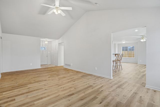 2601 THORNBERRY DR, Columbia, MO 65202