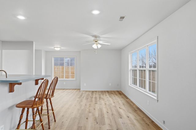 2601 THORNBERRY DR, Columbia, MO 65202