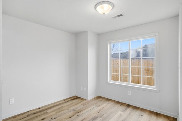 2601 THORNBERRY DR, Columbia, MO 65202