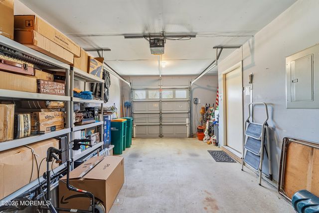 1213 Lindera Plz 213B, Monroe, NJ 08831