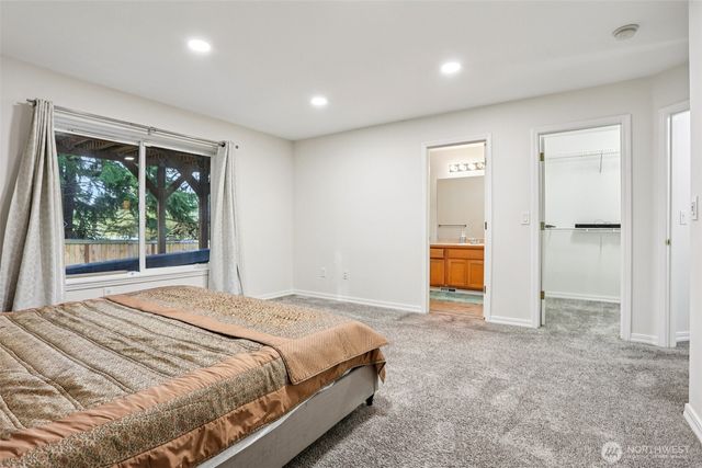 27120 117th Place SE, Kent, WA 98030