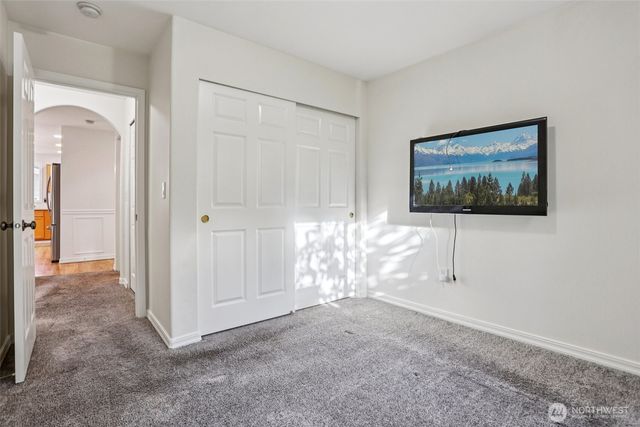 27120 117th Place SE, Kent, WA 98030