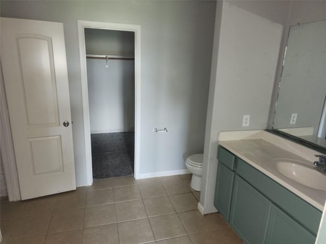 338 Apache Field Lane, La Marque, TX 77568