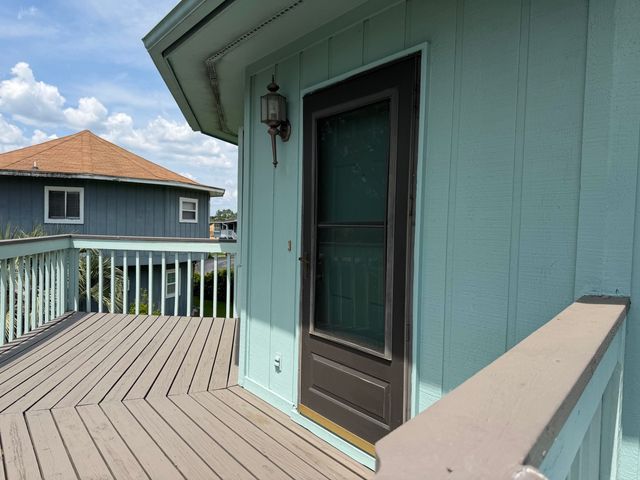 513 Tree Top Ln., Myrtle Beach, SC 29588