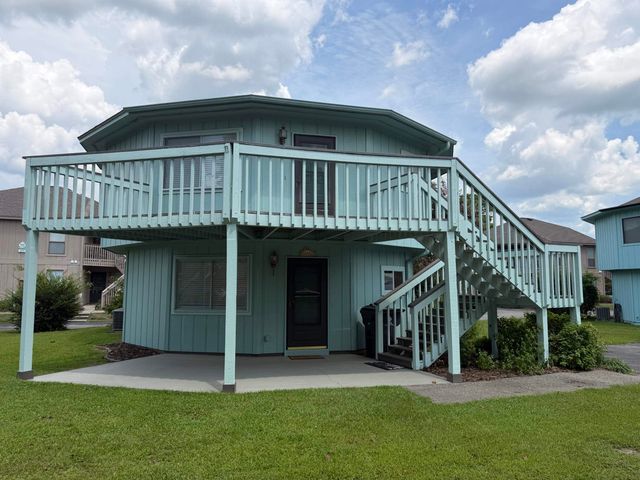 513 Tree Top Ln., Myrtle Beach, SC 29588