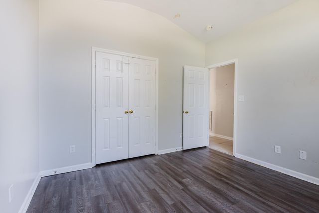 885 Henderson Drive, Lexington, KY 40515