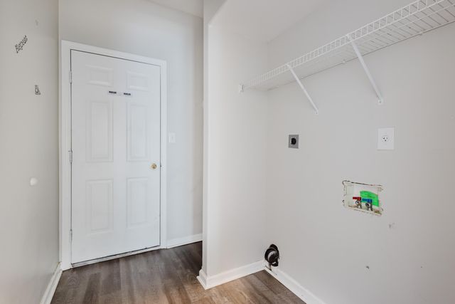 885 Henderson Drive, Lexington, KY 40515