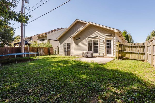 885 Henderson Drive, Lexington, KY 40515