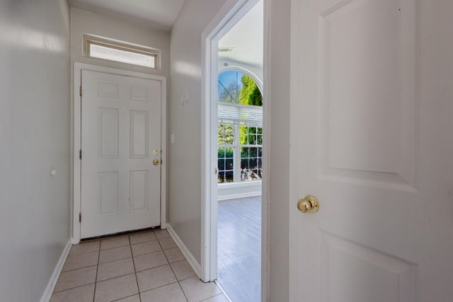 885 Henderson Drive, Lexington, KY 40515