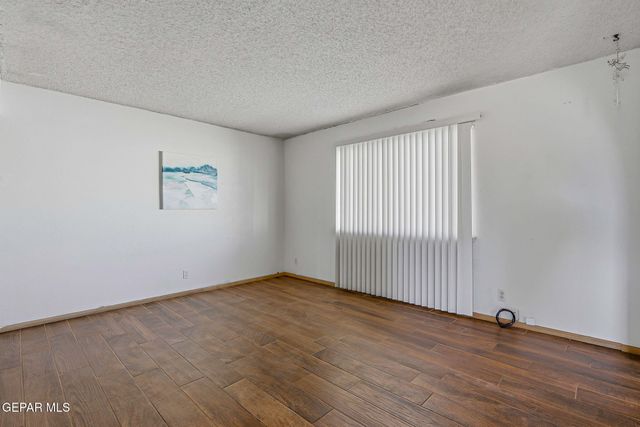 9205 GRENOBLE Drive, El Paso, TX 79907