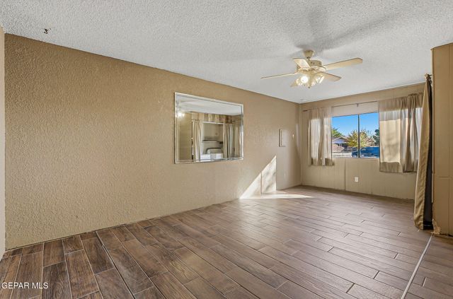 9205 GRENOBLE Drive, El Paso, TX 79907