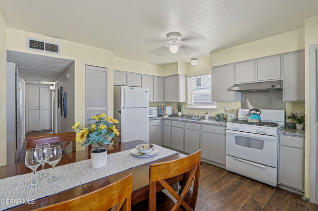 9205 GRENOBLE Drive, El Paso, TX 79907