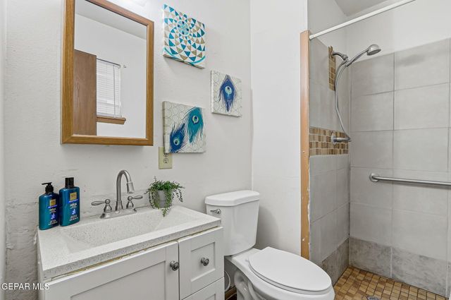 9205 GRENOBLE Drive, El Paso, TX 79907