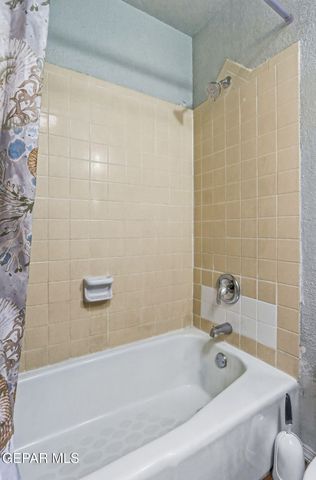 9205 GRENOBLE Drive, El Paso, TX 79907