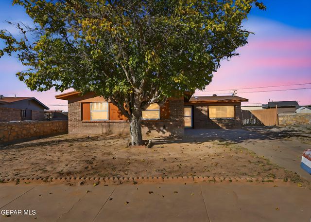 9205 GRENOBLE Drive, El Paso, TX 79907