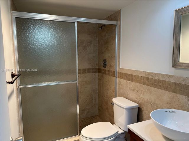 3091 N Course Dr 705, Pompano Beach, FL 33069