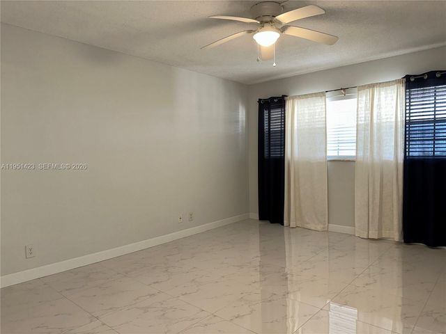 3091 N Course Dr 705, Pompano Beach, FL 33069