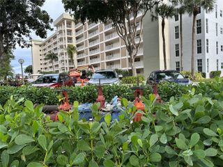 3091 N Course Dr 705, Pompano Beach, FL 33069