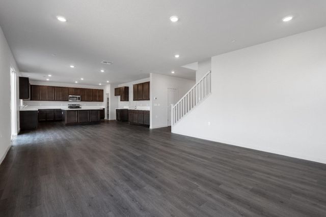 4741 Ariel St, Keyes, CA 95328