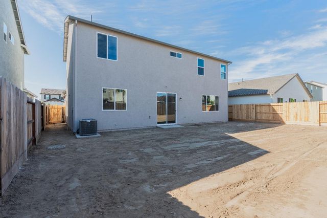 4741 Ariel St, Keyes, CA 95328