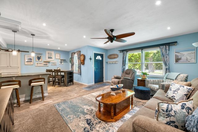 3111 N Porter Ave, Wichita, KS 67204
