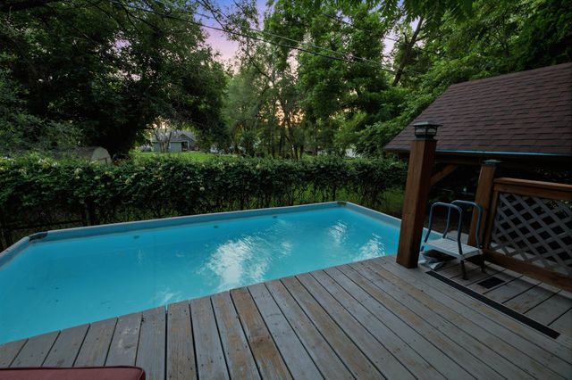 3111 N Porter Ave, Wichita, KS 67204