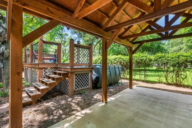 3111 N Porter Ave, Wichita, KS 67204