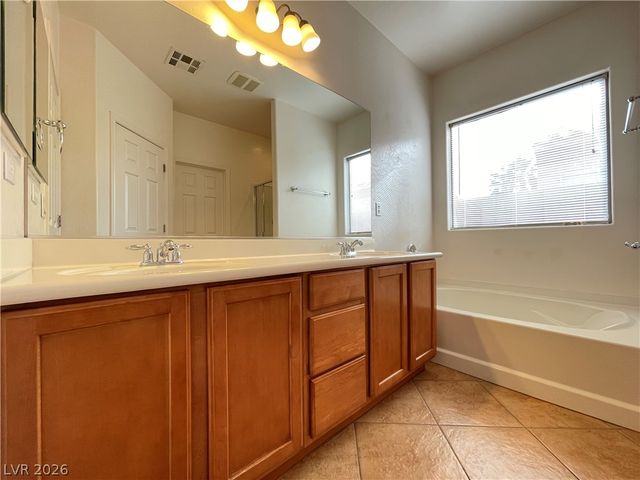 3986 Tanning Street, Las Vegas, NV 89122
