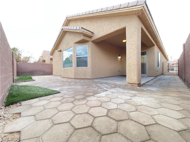 3986 Tanning Street, Las Vegas, NV 89122