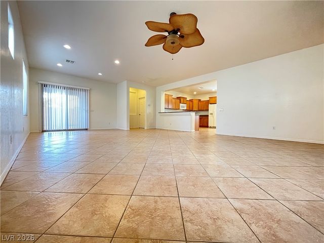 3986 Tanning Street, Las Vegas, NV 89122