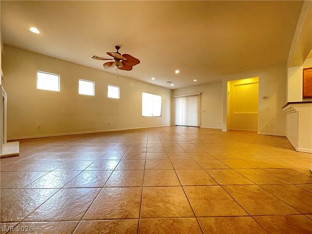 3986 Tanning Street, Las Vegas, NV 89122