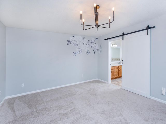 129 Hemlock Place, Vadnais Heights, MN 55127