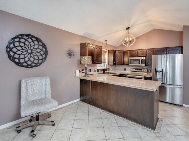 129 Hemlock Place, Vadnais Heights, MN 55127