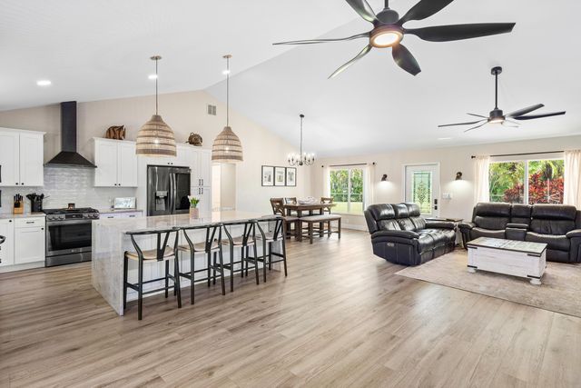 5920 SE Ault Avenue, Stuart, FL 34997