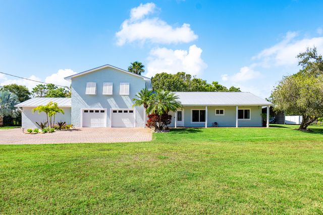 5920 SE Ault Avenue, Stuart, FL 34997