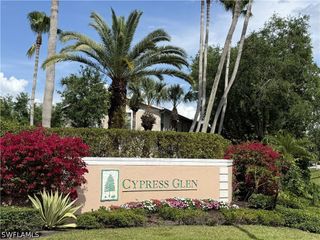 3304 Lisa LN 102, Naples, FL 34109