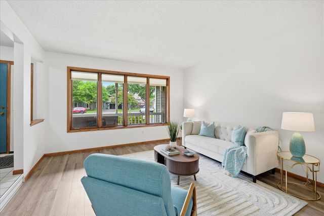 8452 Monterey Court, Eden Prairie, MN 55347