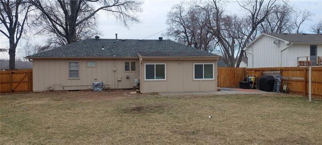 1051 W Ashbury Street, Olathe, KS 66061