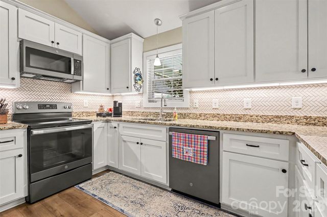 105 Kingston Place, Spindale, NC 28160