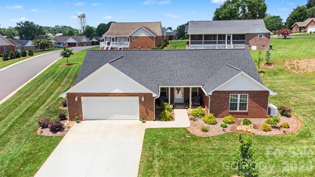 105 Kingston Place, Spindale, NC 28160