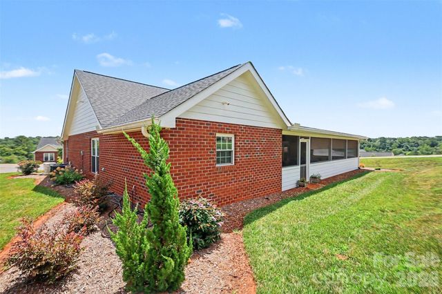 105 Kingston Place, Spindale, NC 28160