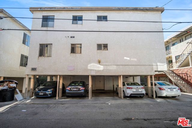 1243 12th Street, Santa Monica, CA 90401